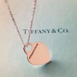 Tiffany & Co Silver Heart Pendant Necklace